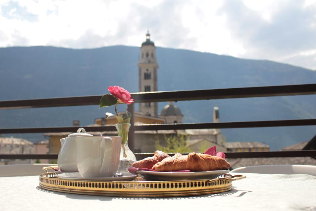 Hotel La Rotonda Tirano Exterior photo