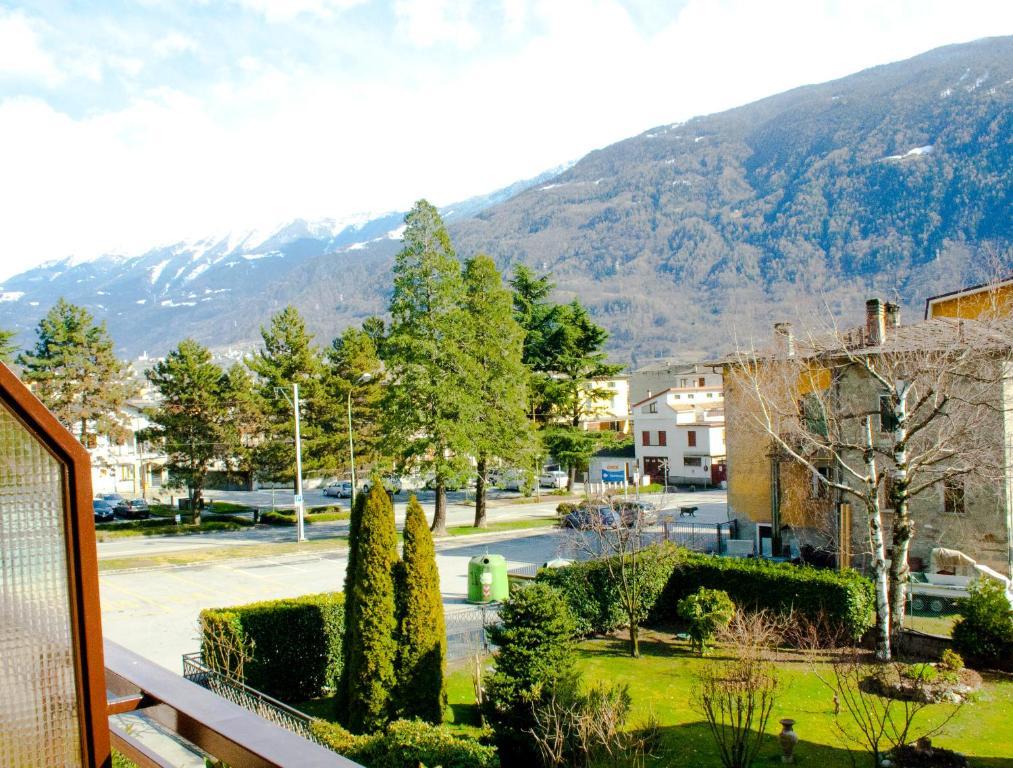 Hotel La Rotonda Tirano Exterior photo